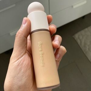 Rare Beauty Liquid Touch Weightless Foundation - Shade 240W